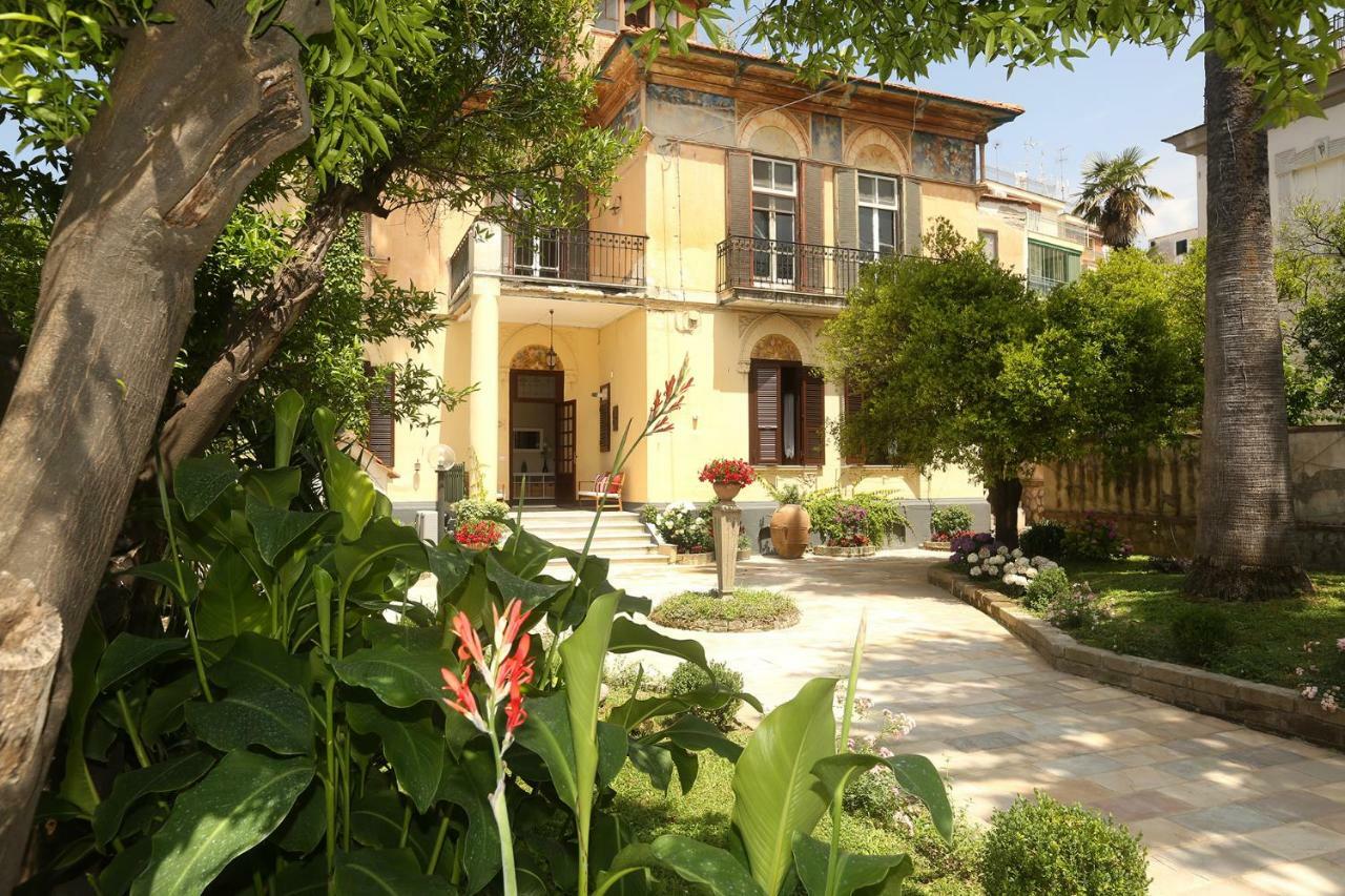 Elide Apartment *