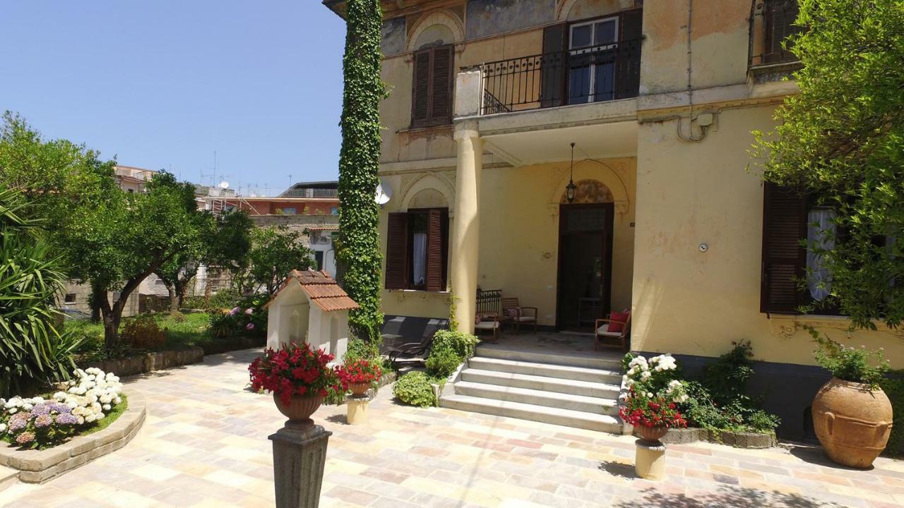 Elide Apartment